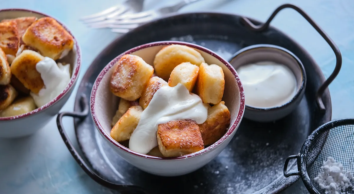 Ленивые вареники с пармезаном и соусом песто, пошаговый рецепт с фото на  377 ккал