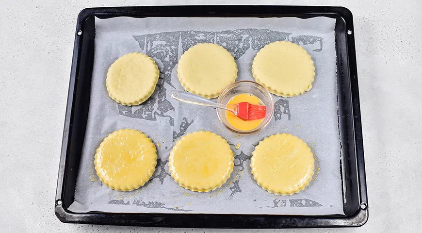 Домашние коржики на кефире в духовке