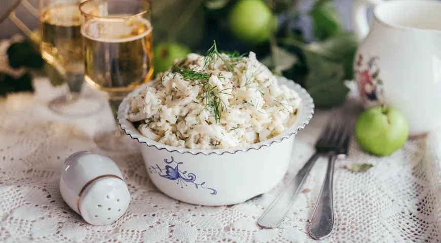 Жареные кальмары - рецепт с рисом и луком на сковороде с фото | ne-dieta