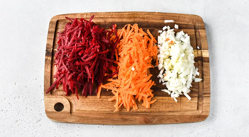 Борщ с курицей в мультиварке