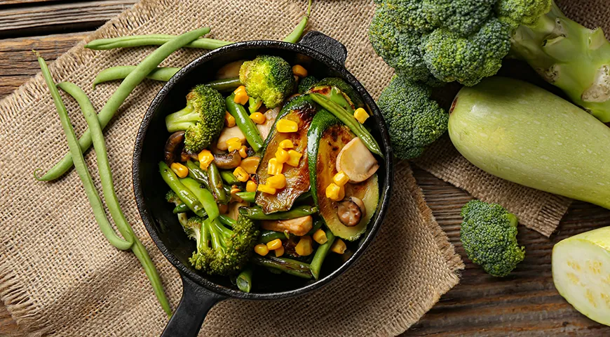 Меню FMD-диеты состоит из большого количества овощей с добавлением грибов и орехов