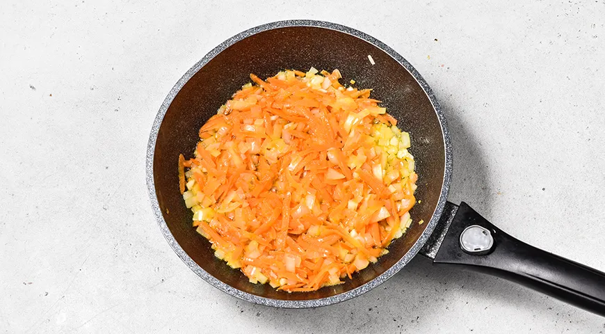 Пшенный суп с яичной паутинкой