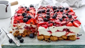 Торт с маскарпоне и клубникой