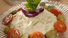 Рецепты с приправами, сельдью и молочной продукцией