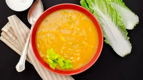 Картофельный суп с пекинской капустой