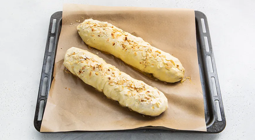 Яблочный штрудель из слоеного теста