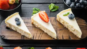 День чизкейка с белым шоколадом: как приготовить десерт без выпечки