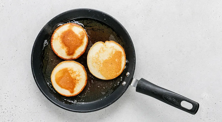 Оладьи с манкой на кефире