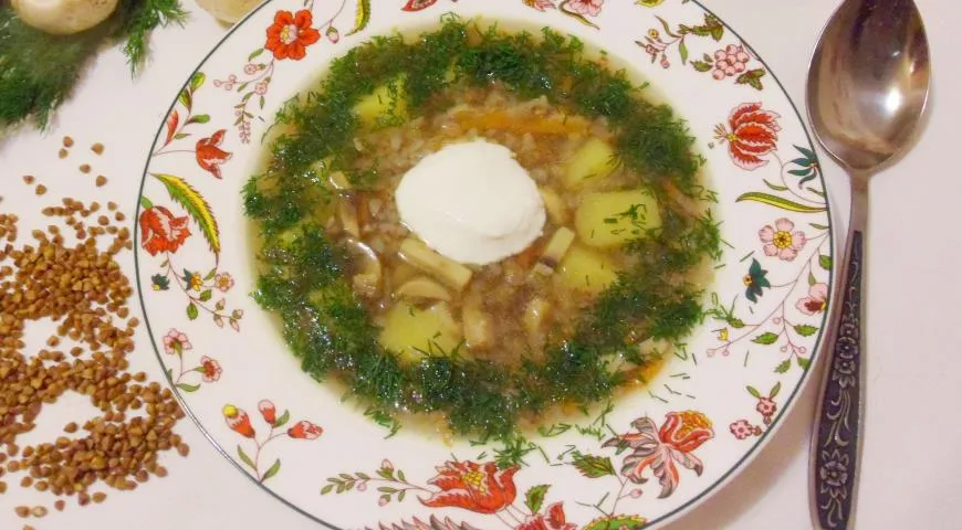 Рецепт томленого грибного супа
