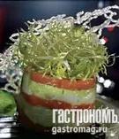 Этажер из морского гребешка с гуакамоле и крабами