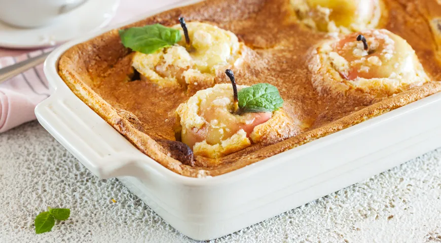 Яблоки в духовке