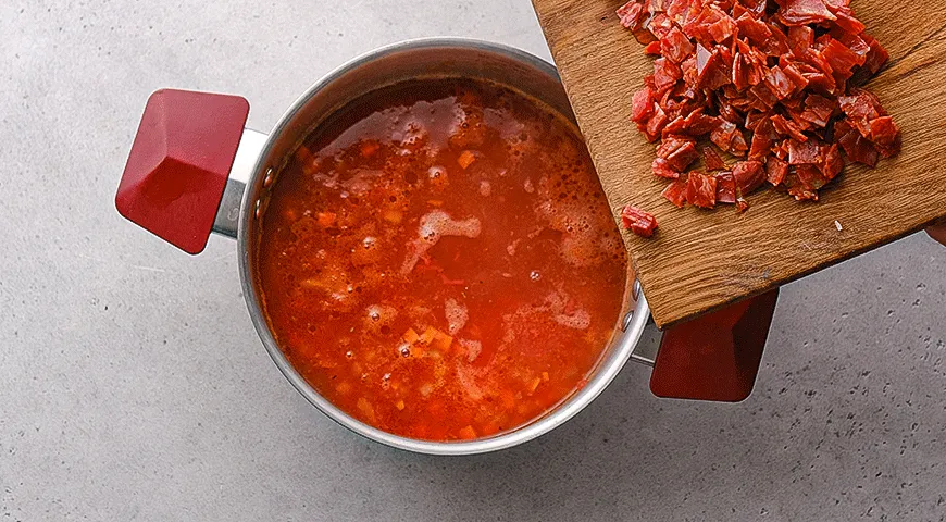 Чаудер с креветками и чоризо