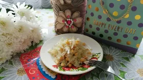 Салат капустный с кукурузой