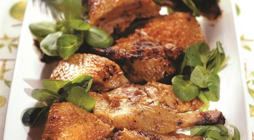 Утка с айвой