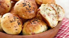 Рецепты с кисломолочными продуктами, мукой и мясной гастрономией