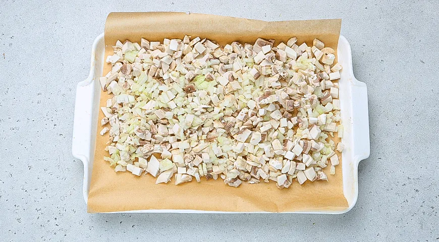 Рулет с мясом и грибами