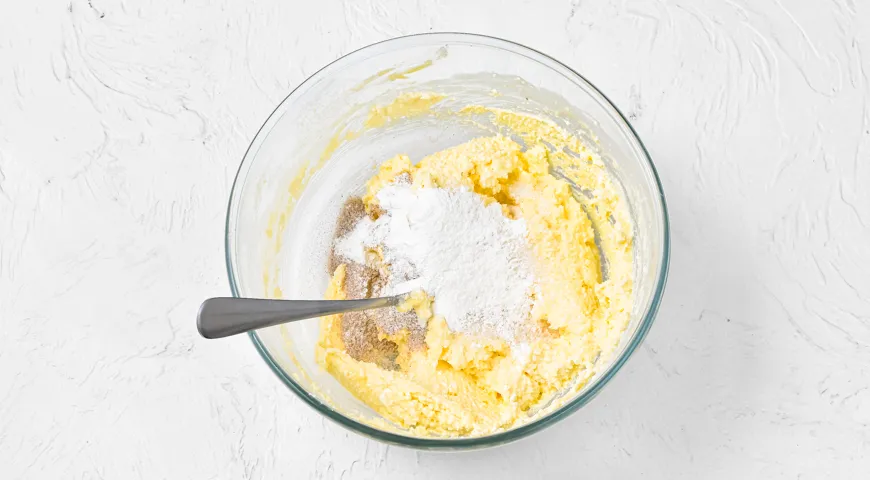 Творожная запеканка с кукурузной мукой