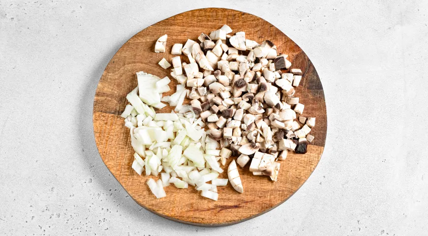 Киш с курицей и грибами