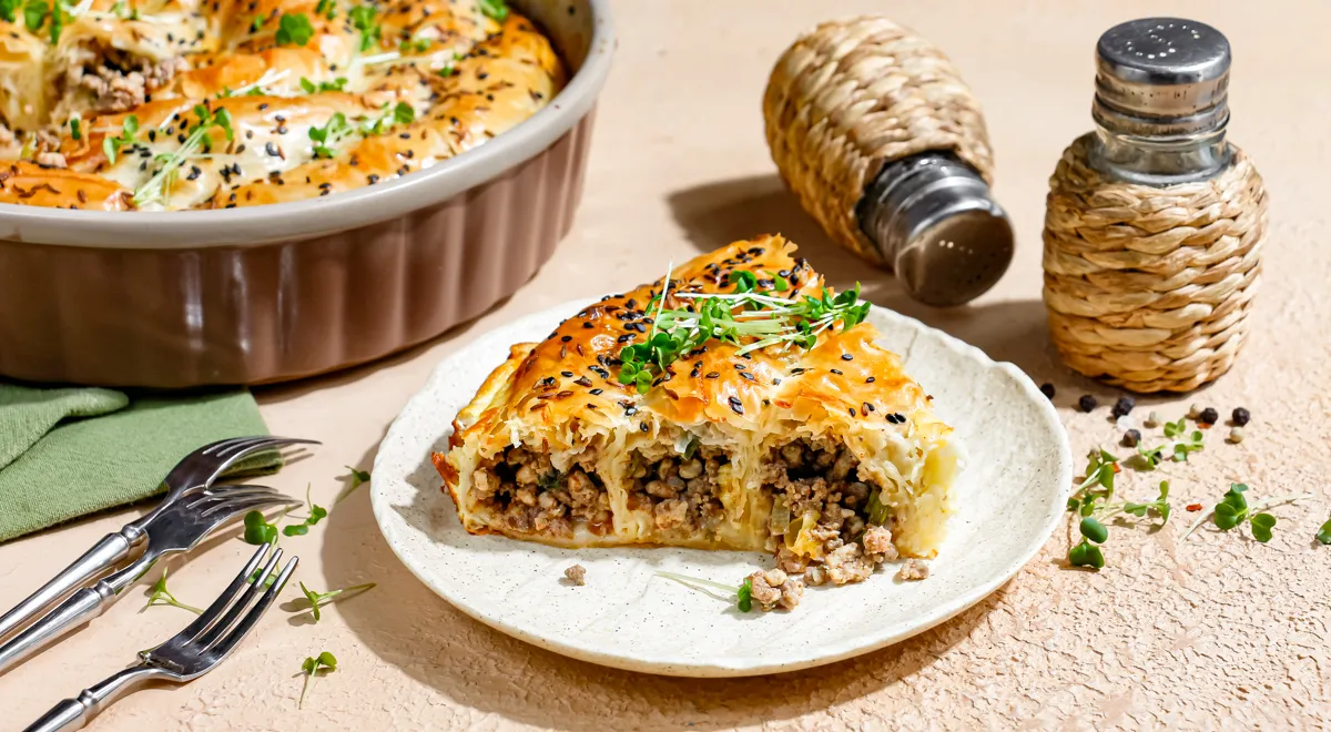 Турецкий бурек с мясом