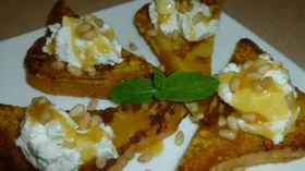 Рецепты с мягкими сырами, орехами и мёдом