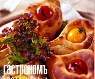 Мини-пироги с козьим сыром