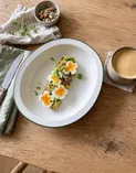 Бутерброд с ромашками