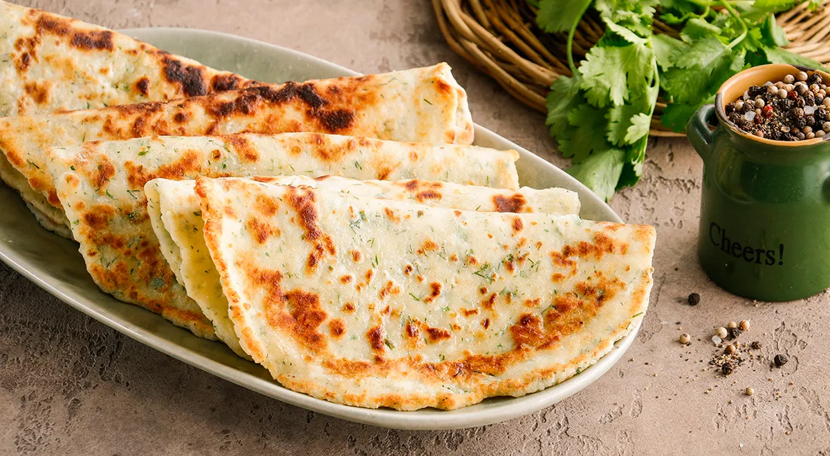 Рецепт ленивых хачапури с творогом 9% на сковороде за 20 минут