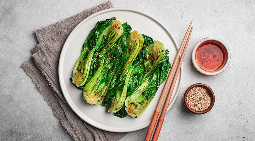 Приготовленный на гриле пак-чой