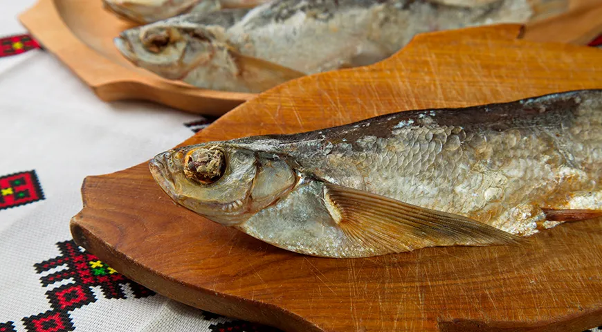 Вяленая чехонь