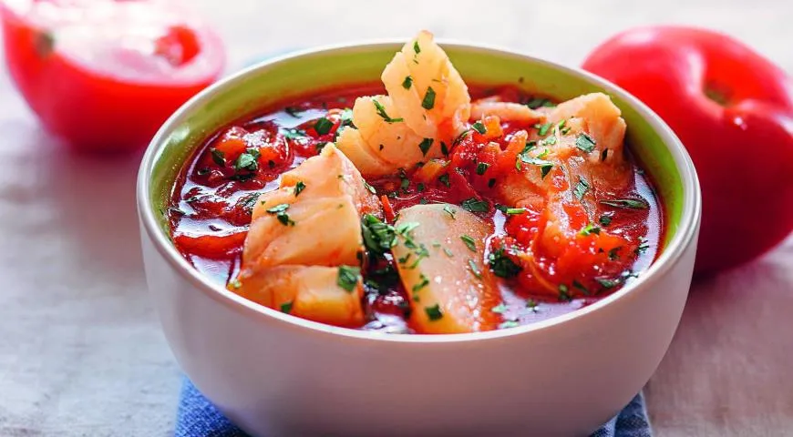 Рецепт томатной похлебки с минтаем и картофелем