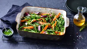 Бюджетный быстрый ужин на субботу, картофельные шарики и запеченные овощи с чесночным маслом