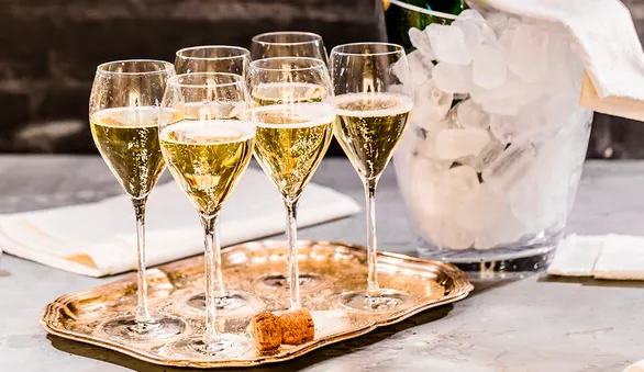 Сколько градусов алкоголя в шампанском и игристых винах