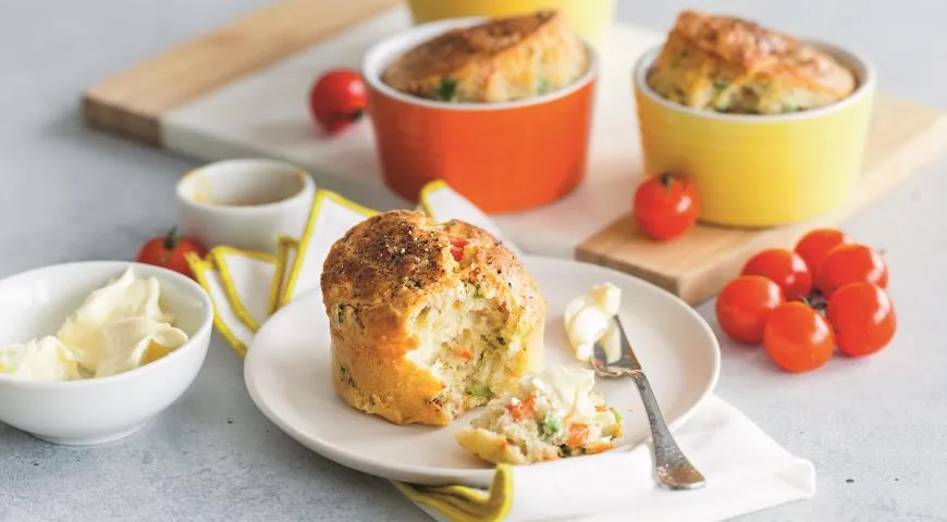 Маффины с копченым лососем