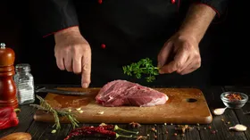 Шеф-повара подсказали лучший способ приготовления фарша — получается нежнее, чем обычно