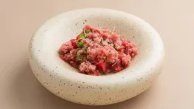 Рецепты с молочной продукцией, черри и кинзой