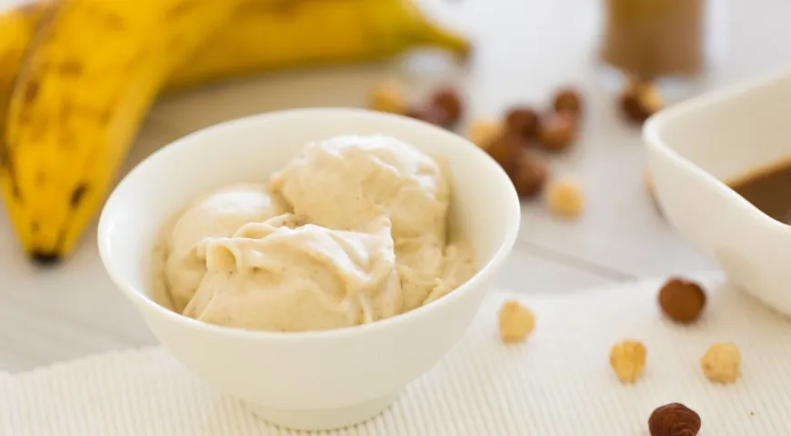 Банановое мороженое