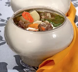 Шурпа в горшочках