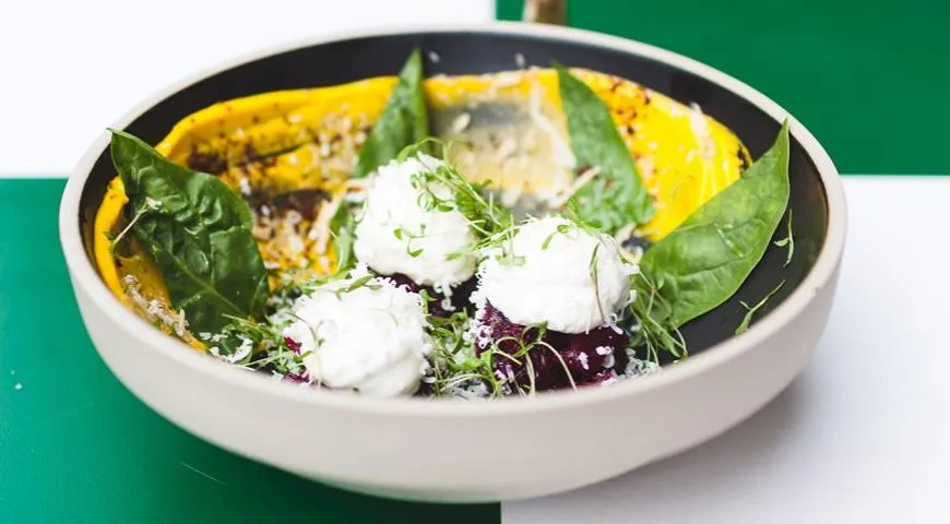 Теплый прием: pop-up проект «Лето на Патриках»