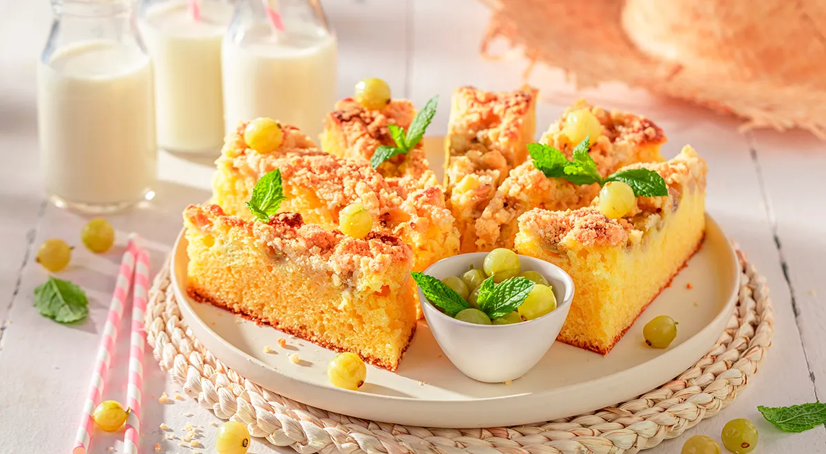 Кекс с крыжовником