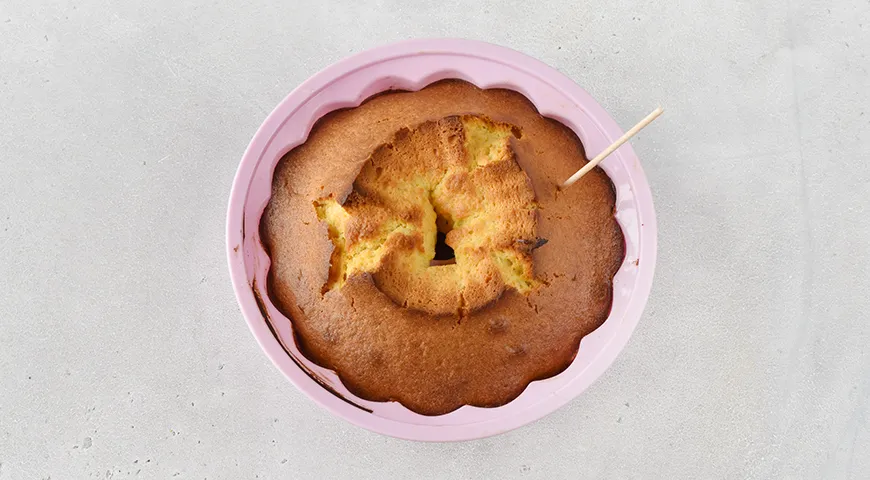 Итальянский апельсиновый кекс Чиамбелла