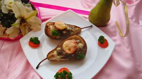 Рецепты с твёрдыми сырами, фруктами и черри