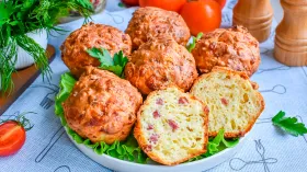 Несладкие кексы с тунцом