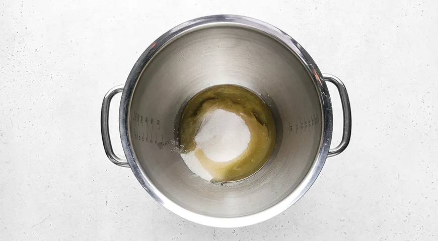 Белая заварная глазурь