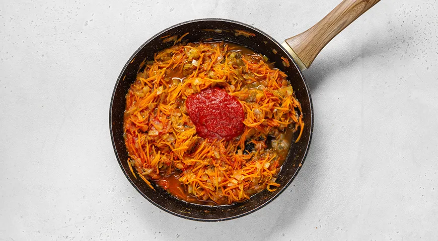 Икра из соленых огурцов и моркови