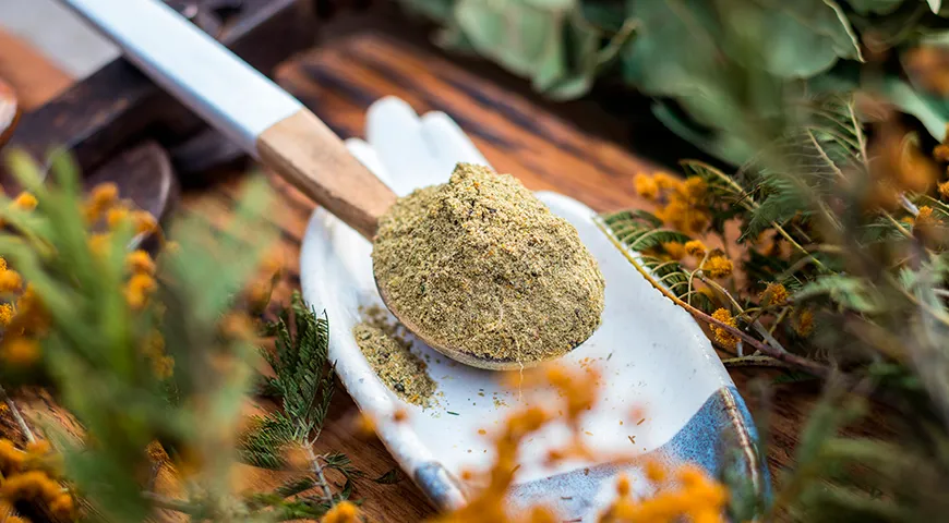 Благодаря высокому содержанию клетчатки уцхо-сунели способствует улучшению пищеварения 