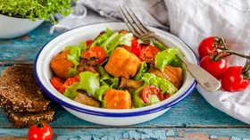 Рецепты с молочной продукцией, салатом и брынзой