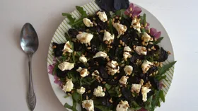 Простые рецепты с орехами и рукколой