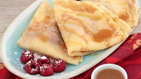 Рецепты на масленицу с соусами и ягодами