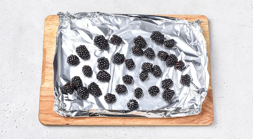 Замороженная ежевика