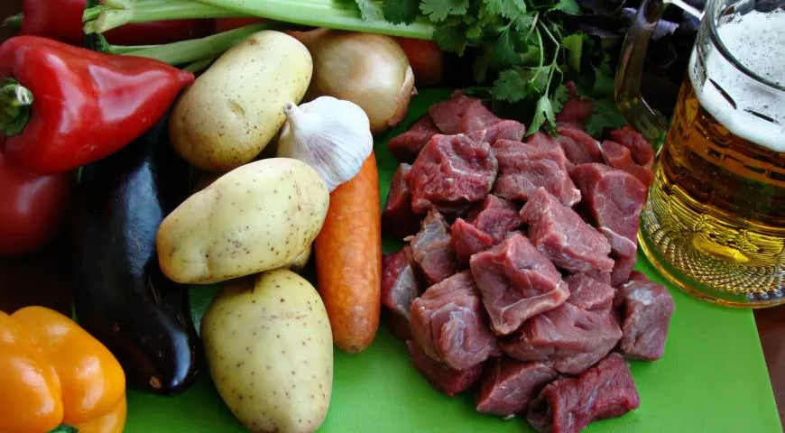 Качество базовых продуктов влияет на вкус хашламы. Скрыть сомнительное за сложными соусами не получится